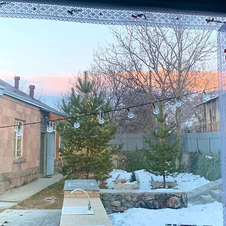 Zove Rural Cottage With Garden Views K'arashamb Exteriér fotografie